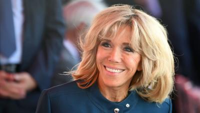 Does the First Lady of France Brigitte Macron Wear A Wig